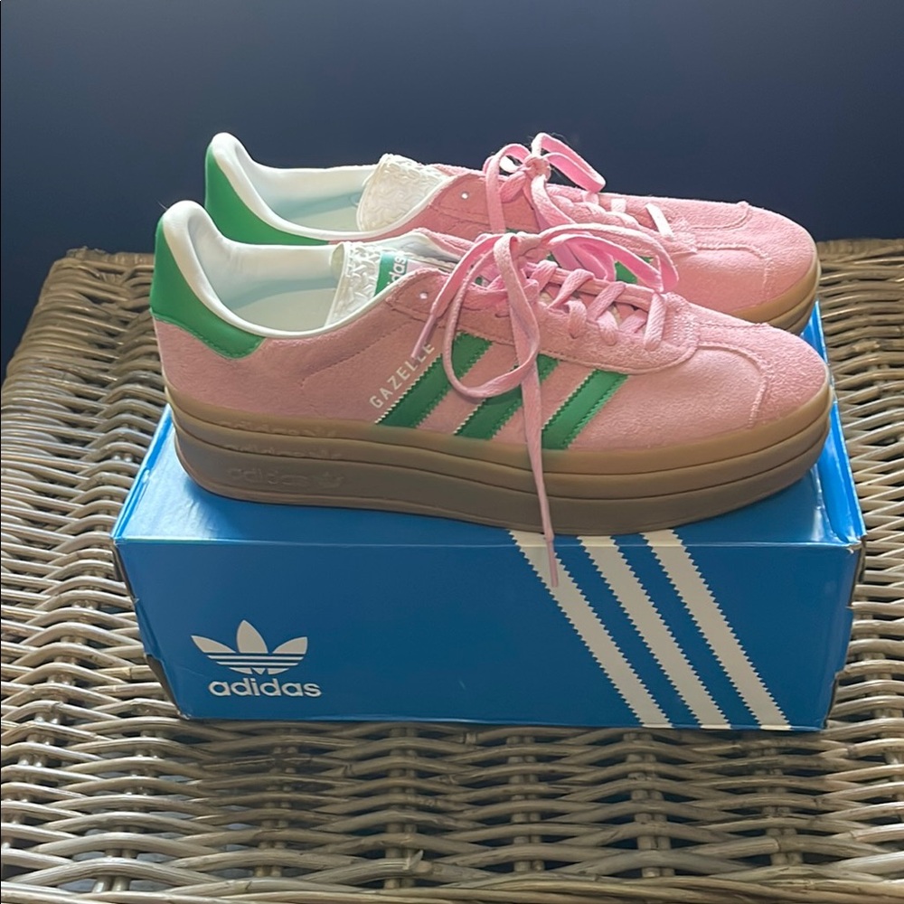 NIB Adidas Gazelle Bold Wonder Pink Pulse Mint Platform Size 10.5W
